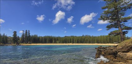 Emily Bay - Norfolk Island - NSW T (PBH4 00 12017)